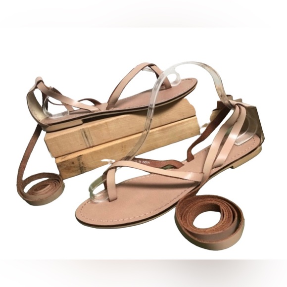ASOS FAIRY Flat Sabdals w Lether Wrap Straps Size: 7 - Picture 9 of 10